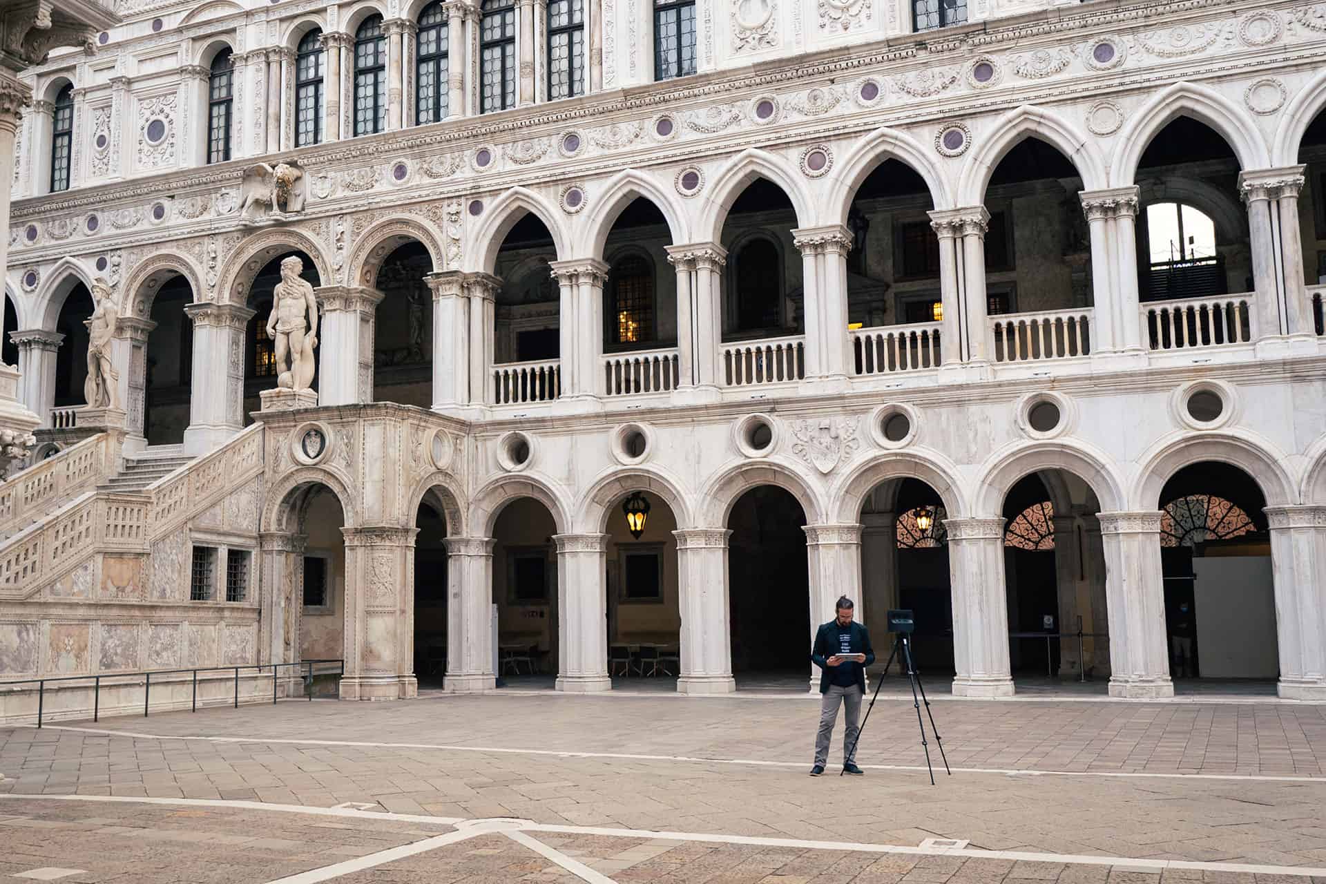 backstage-Realizzazione-Tour-Virtuale-Palazzo-Ducale